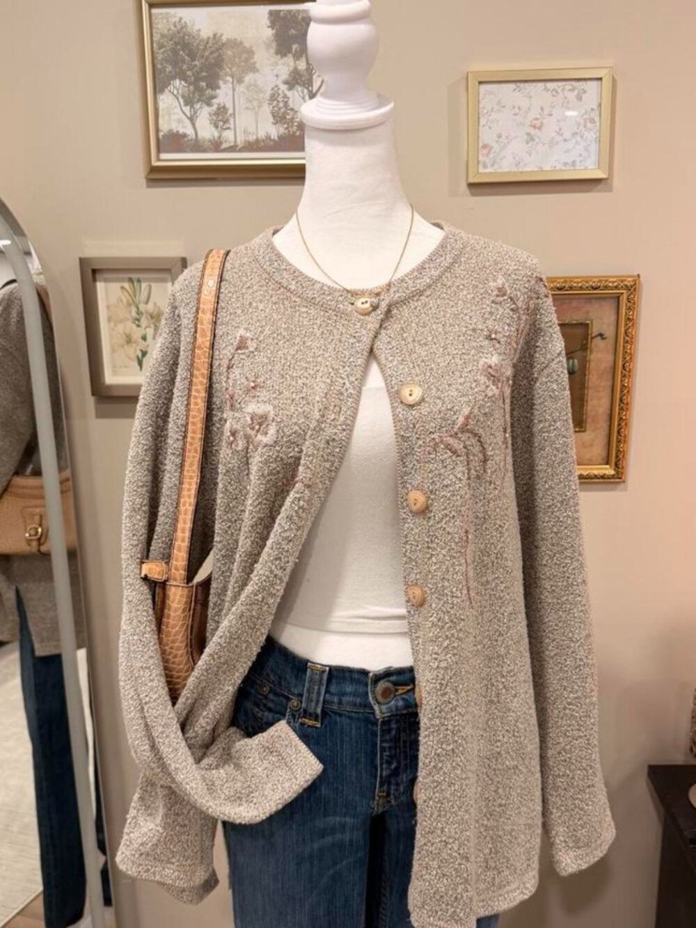 Vintage Gold Label Embroidered Floral Cardigan🥀